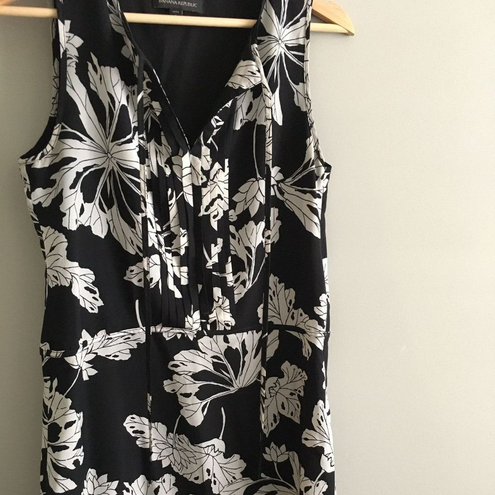 Banana Republic Black Dress